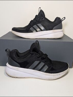 Adidas Black & White Running Sneakers - Three Stripes